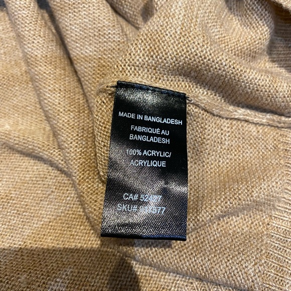 Lily Morgan Knitted Turtleneck Sweater - Picture 3 of 3